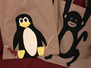 applique monkey and penguin on morsbag